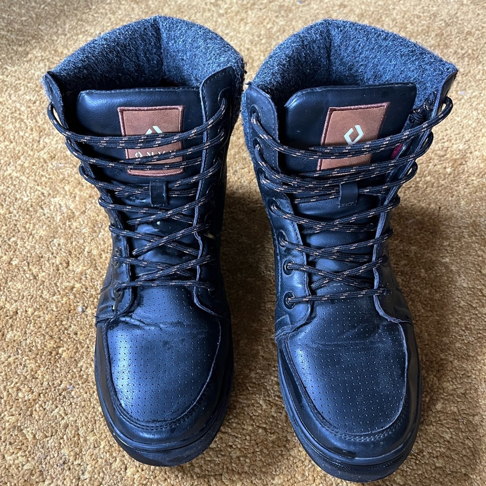 Men’s Onyx Shoes